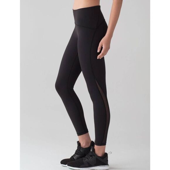 LULULEMON ATHLETICA Train Times 7/8 Pant '25" in Black Size 4 - Picture 4 of 4